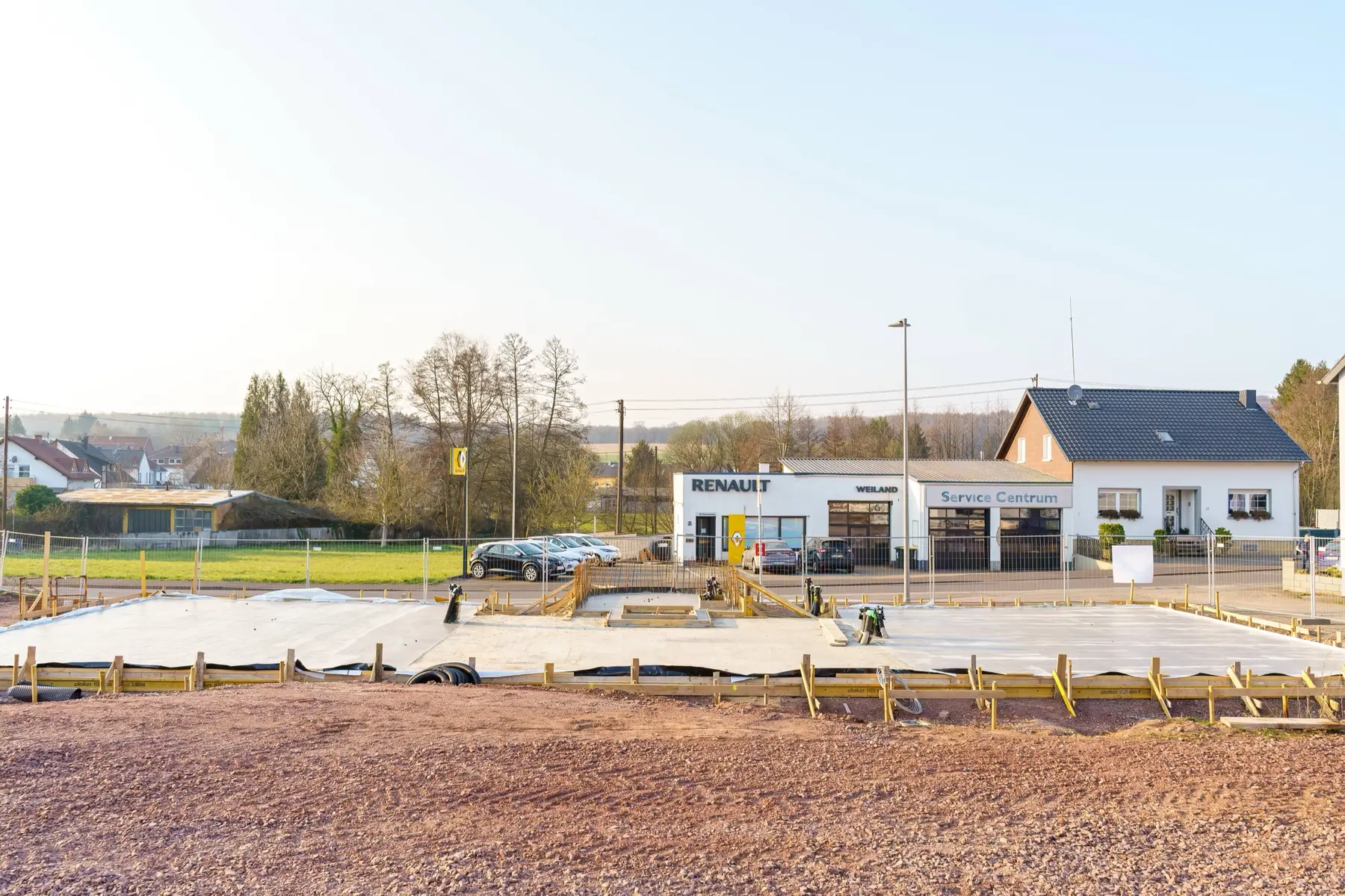 Projektareal Sotzweiler – Neubau in Massivholz und Bestandssanierung in Planung